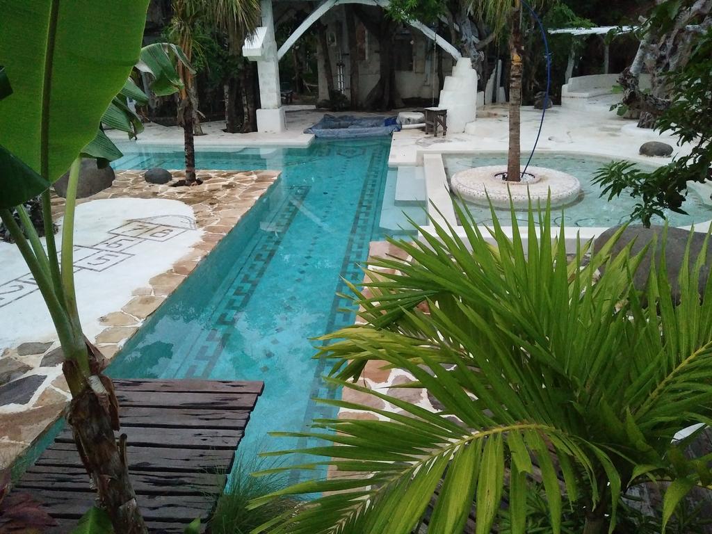 The Alchemist Lodge Pecatu  Luaran gambar